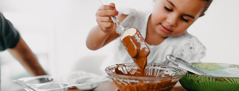 Les 5 meilleures recettes et astuces pour faire ses chocolats de Pâques maison !